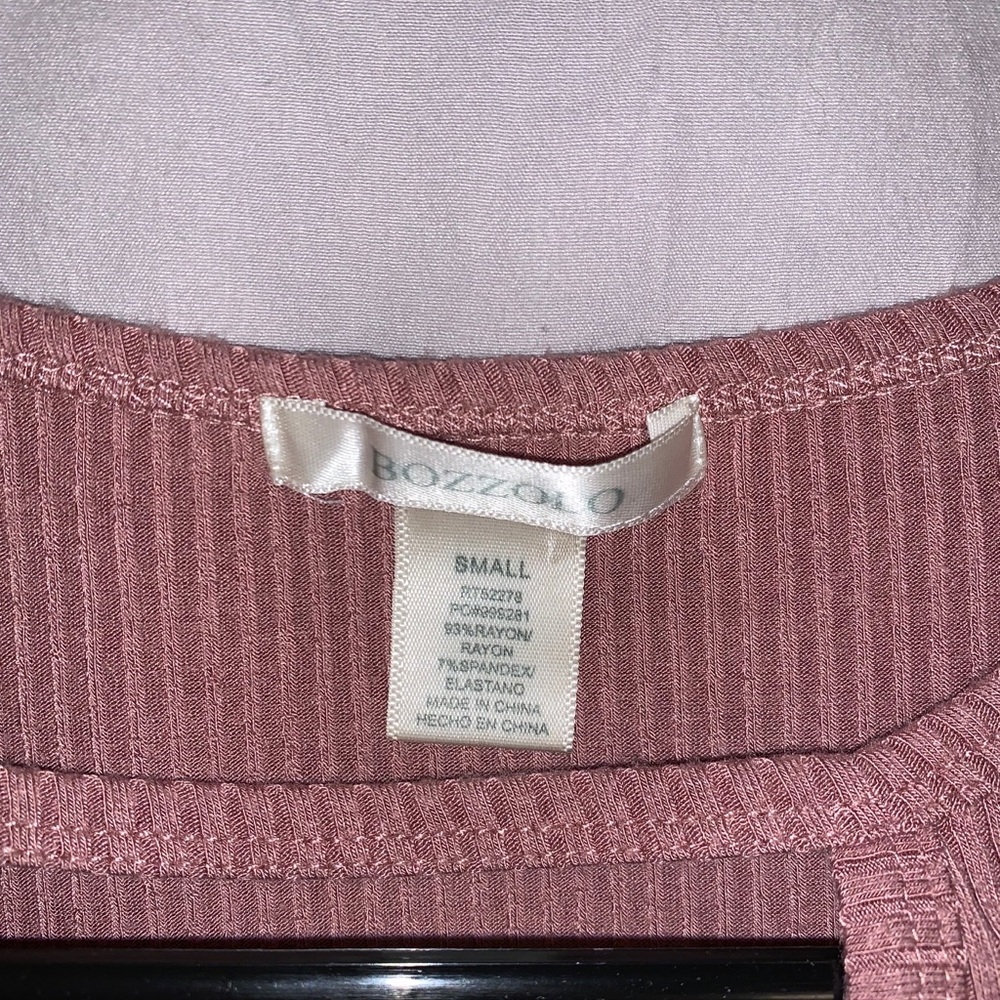 Cropped Keyhole Tee - Picture 2 of 2